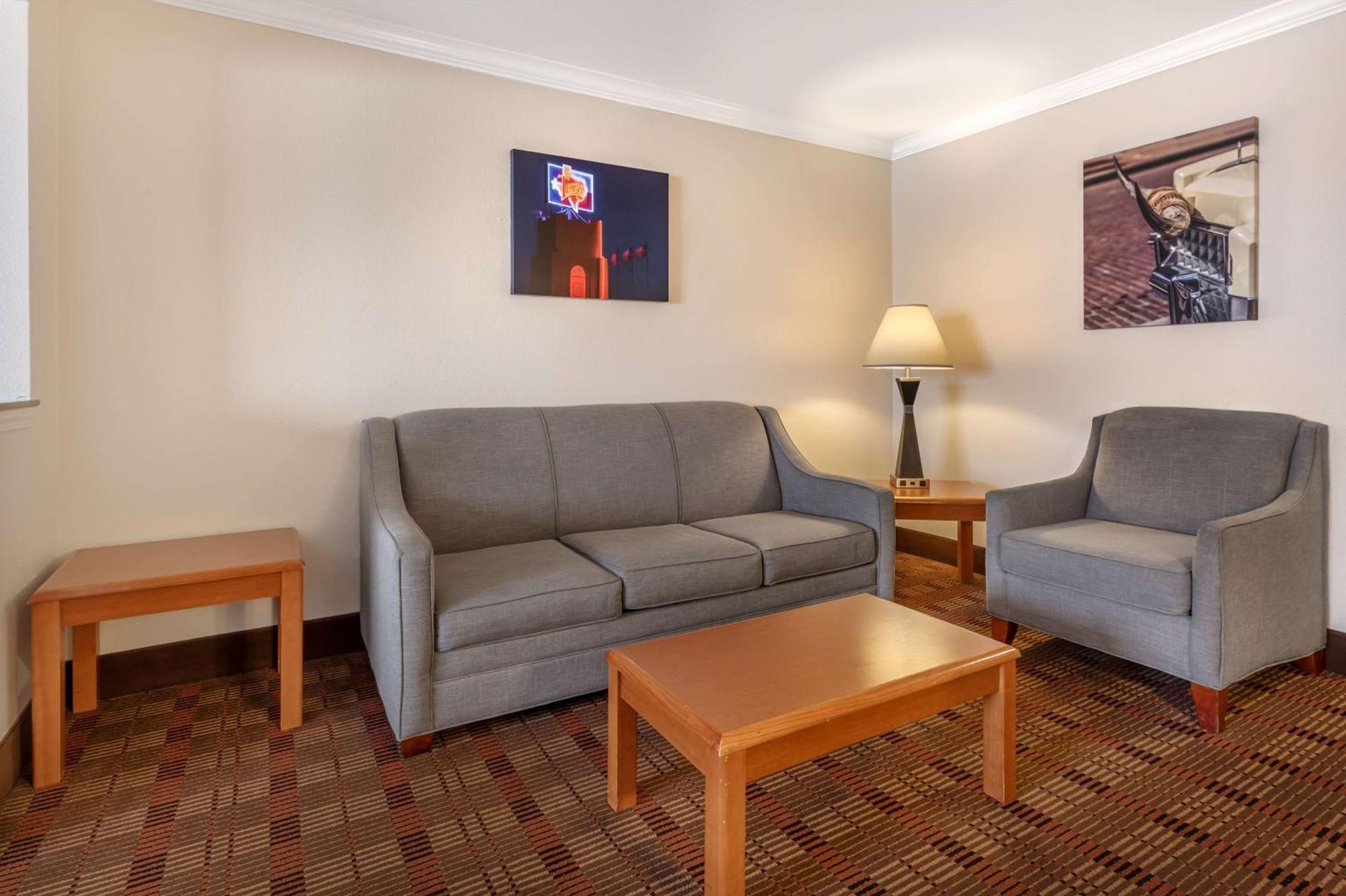 Best Western Club House Inn & Suites Mineral Wells Экстерьер фото